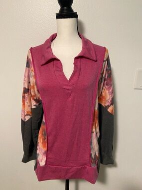 Magenta V-Neck Pullover with Floral Print Sleeves
